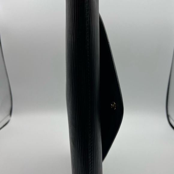 Louis Vuitton epi envelope clutch - Picture 3 of 9